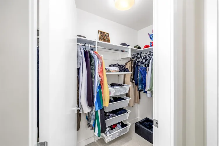 Currently used as a walk in closet. Suitable for an office or a flex space as there is another closet across this space.